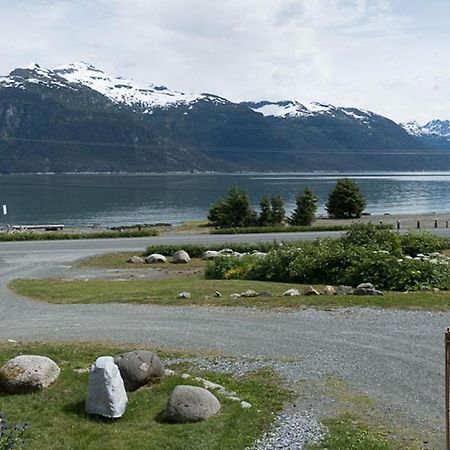 Cabin 1 Lynn View Lodge Haines Buitenkant foto